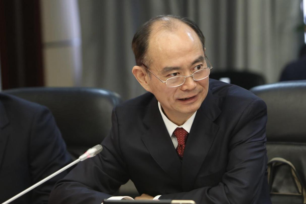 邓志雄