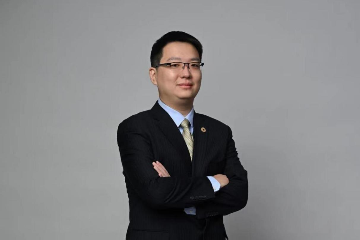 王卓